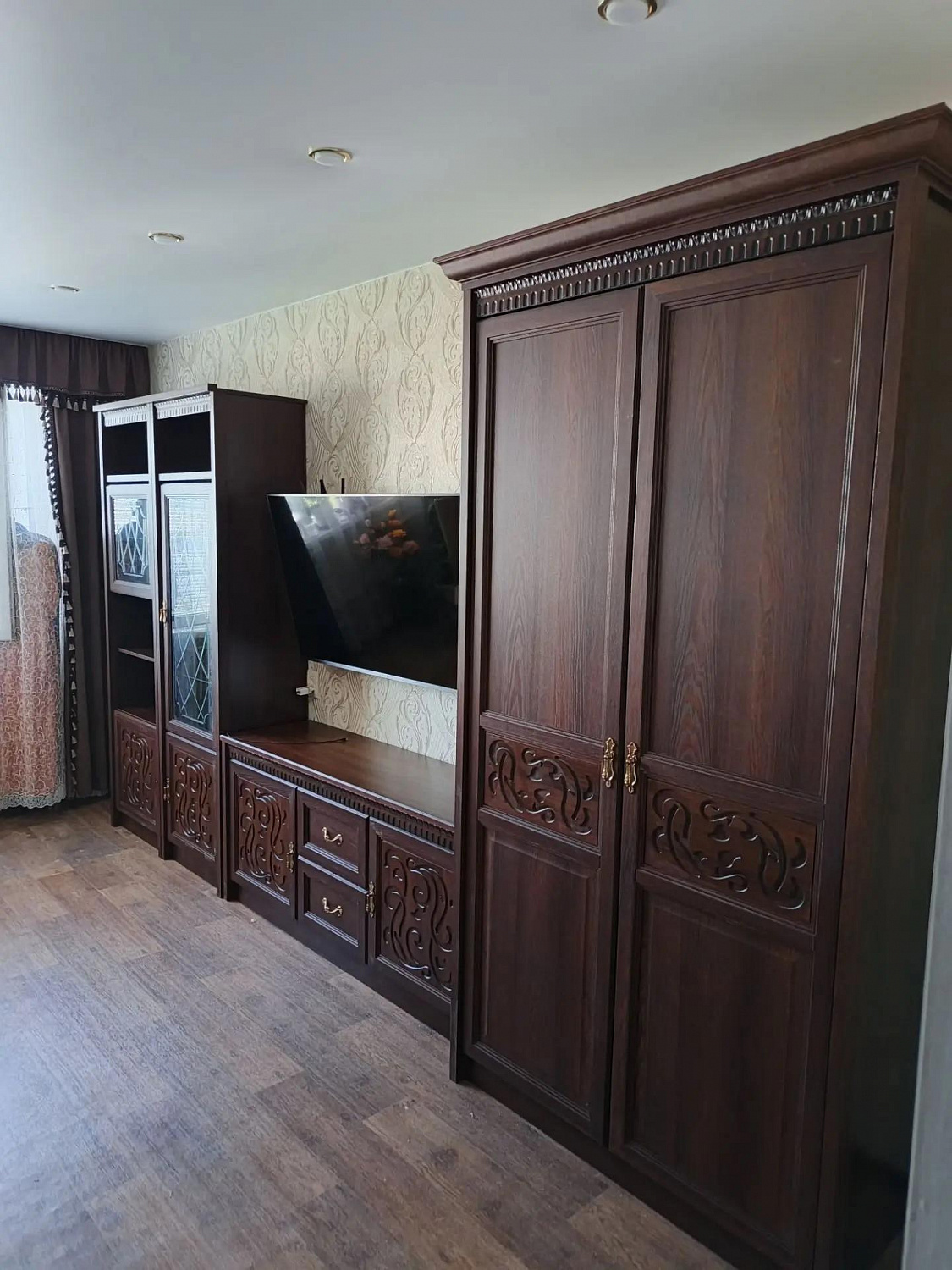 Гостиная Лючия (Дуб оксфорд) купить в интернет-магазине salon-yut.ru